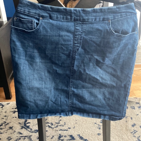 Peck and peck Jean skirt - Picture 1 of 2